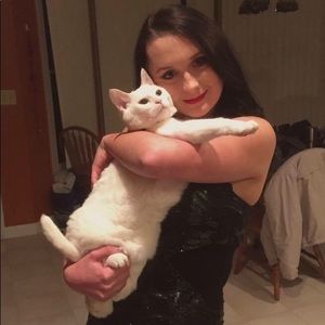 Meet your Posher, Julia